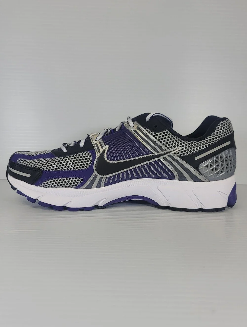 Mens Size Nike Air Zoom Vomero 5 Metallic Silver Court Purple Shoes Sneakers